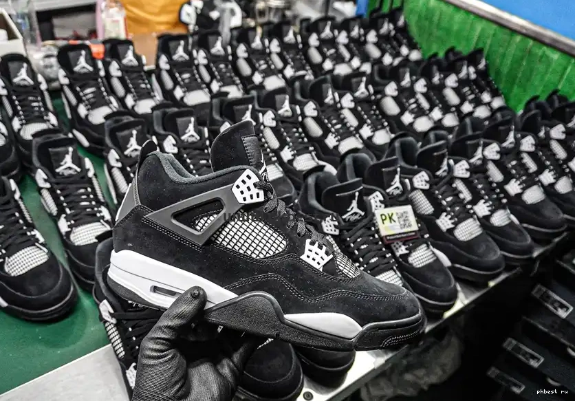 Retro READY God 4 TO White MATERIALS Thunder PK Jordan SHIP RETAIL 0501